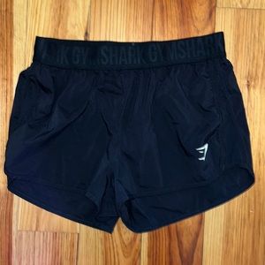 Gymshark loose fit training shorts, L Black